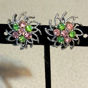 Vintage Coro silver tone pink and green rhinestone clip on earrings (627)